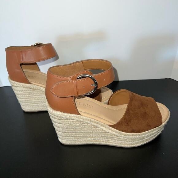 NINE WEST WOMENS WEDGE SANDALS SIZE 6.5 NWOT - Picture 2 of 5